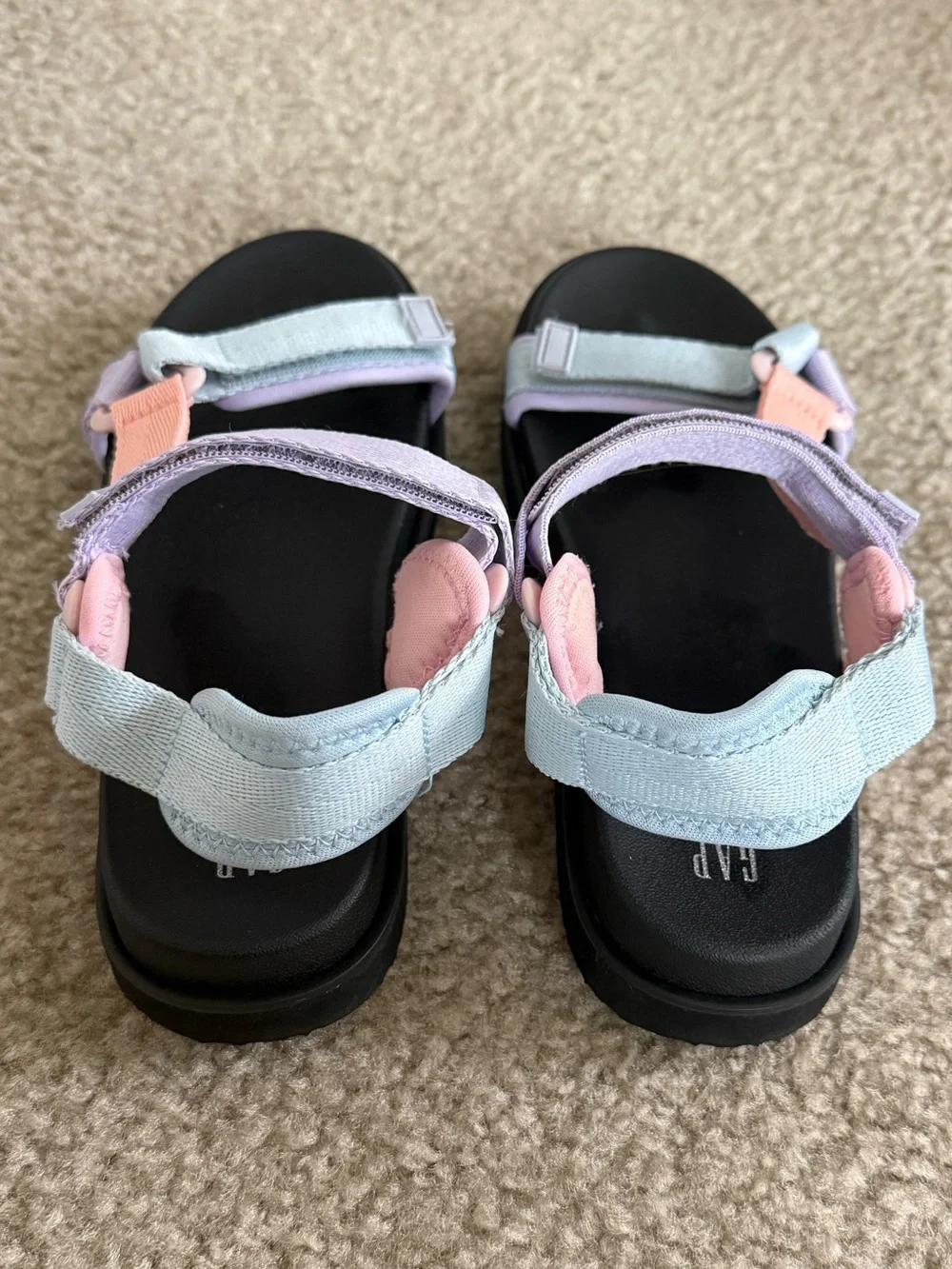 GAP day pastel